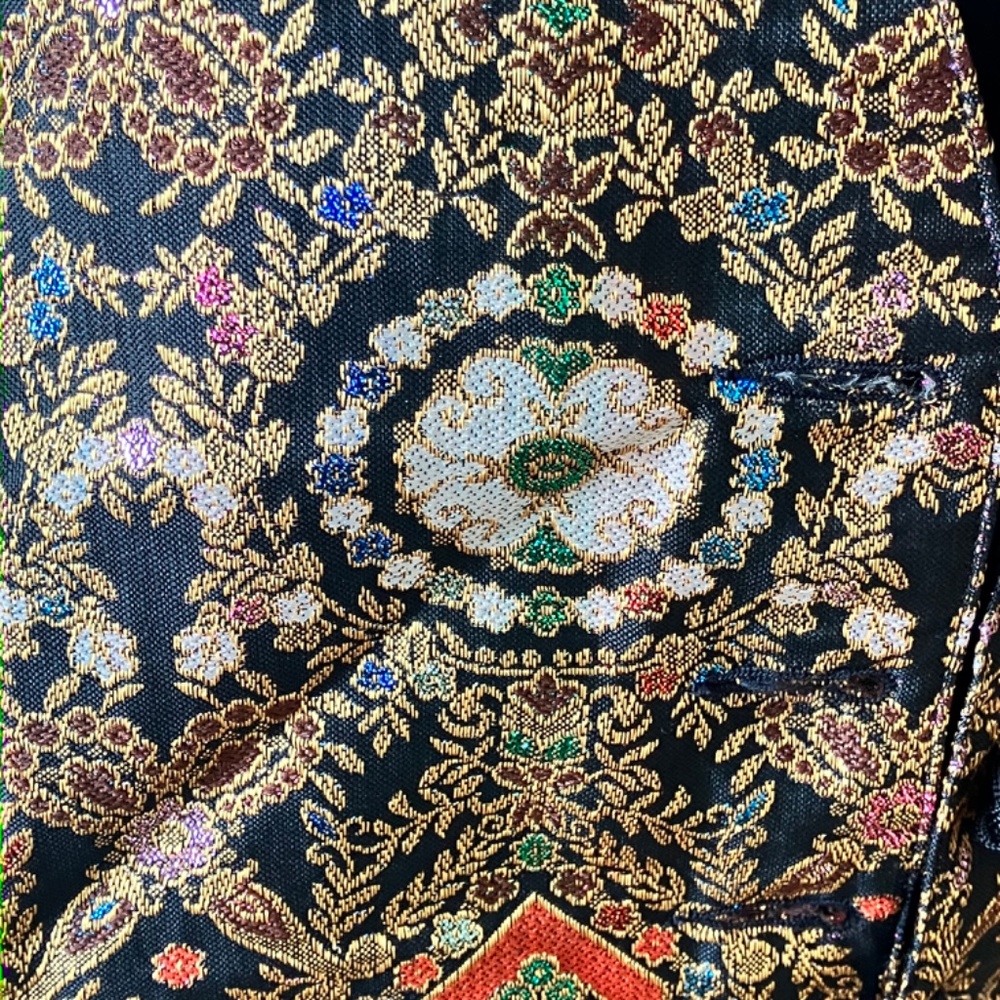 Vintage metallic decorative vest - Picture 5 of 10